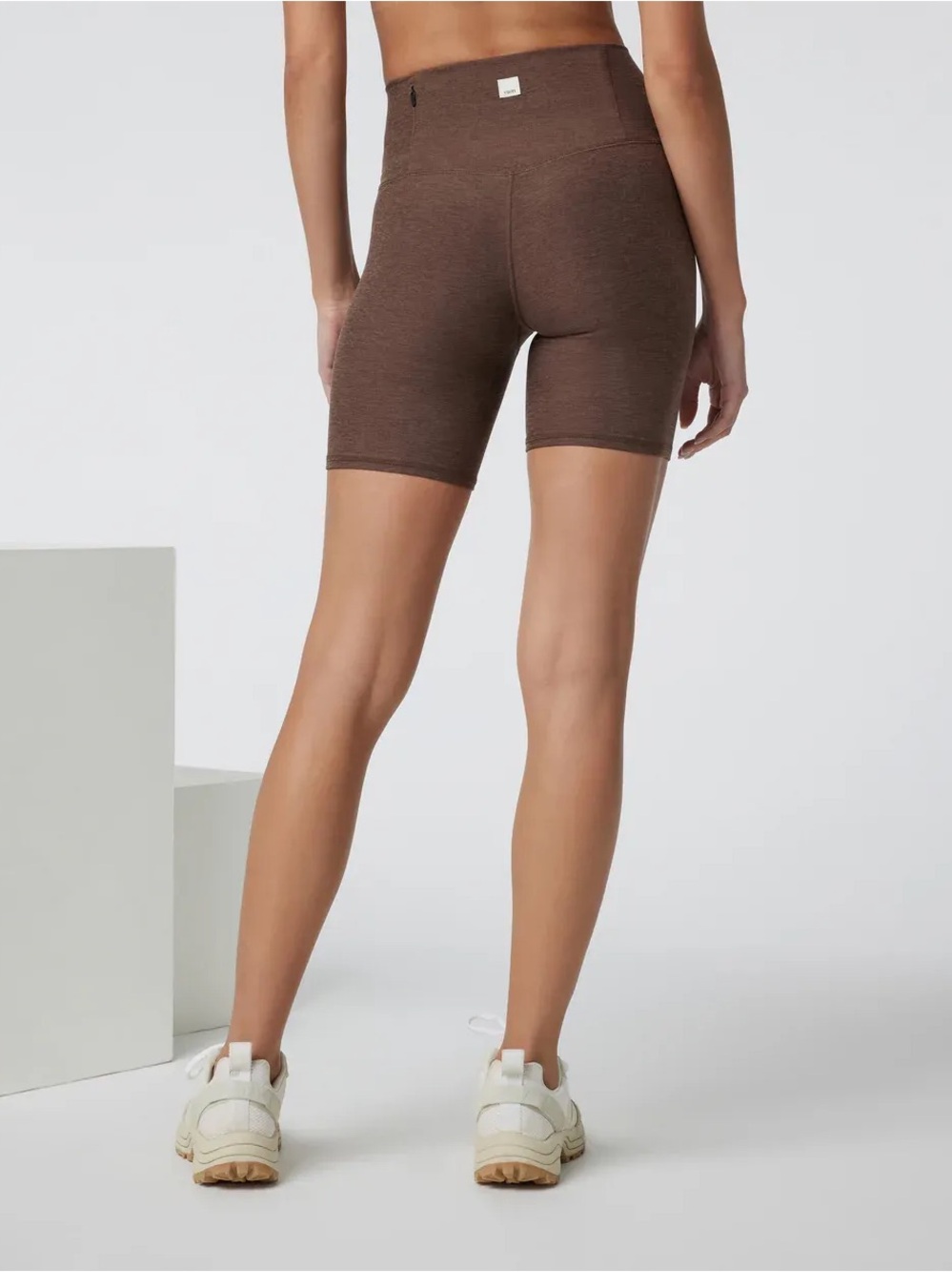 Vuori Clean Elevation Shorts | Milk Chocolate Heather | Size XS